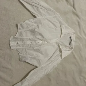 Zara- kratka kosulja