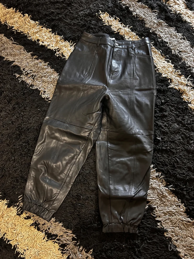 Zara- kozne pantalone