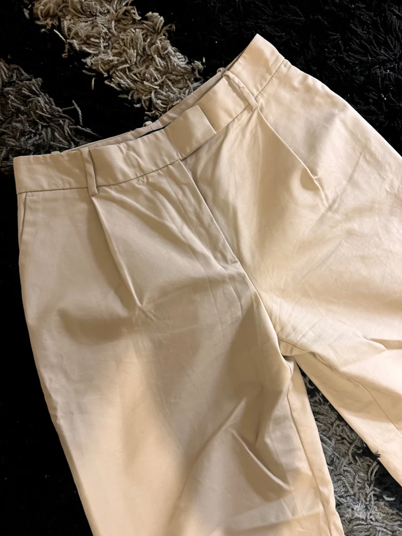 Zara- bez pantalone