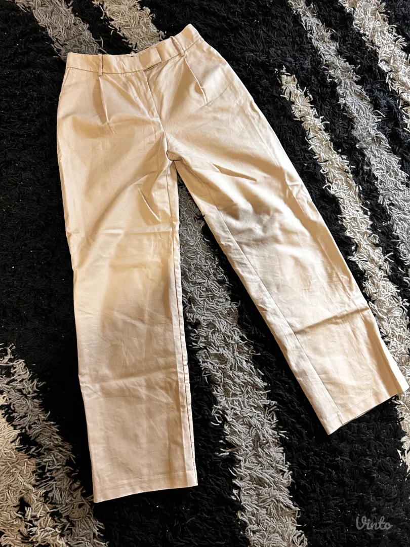 Zara- bez pantalone