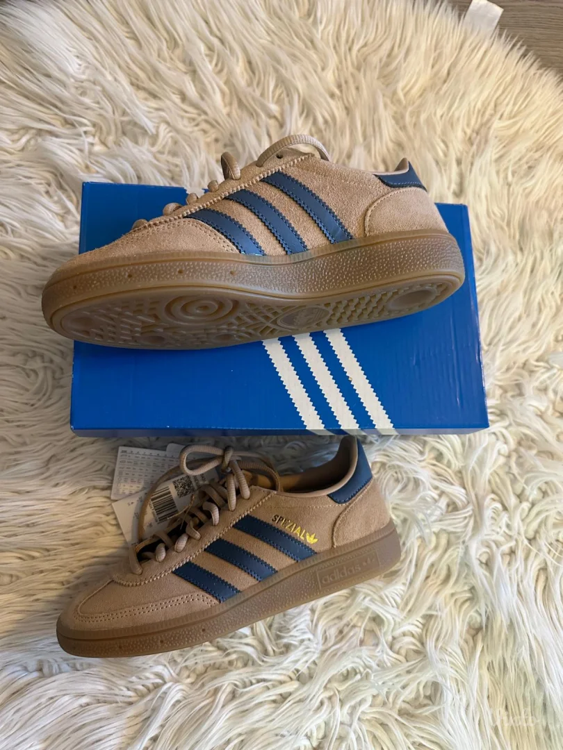 Adidas Spezial 36 NOVO