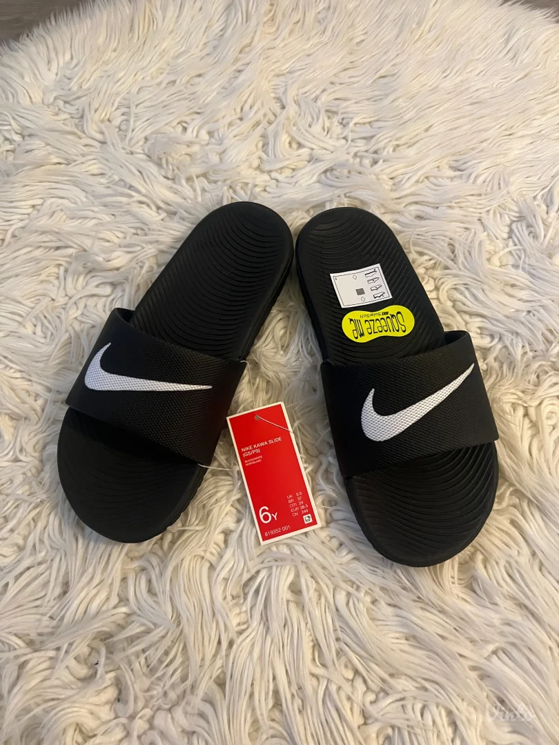Nike Papuce Br 38.5