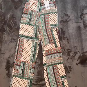 ZARA pantalone S