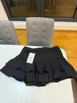 Nova Zara suknjica