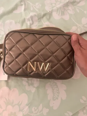 Nine West Greenwich torbica sa etiketom (dark silver)