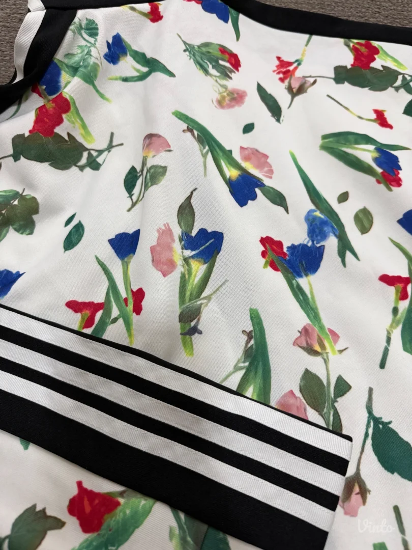 ADIDAS--TRENERKA--CVETNA PRELEPA