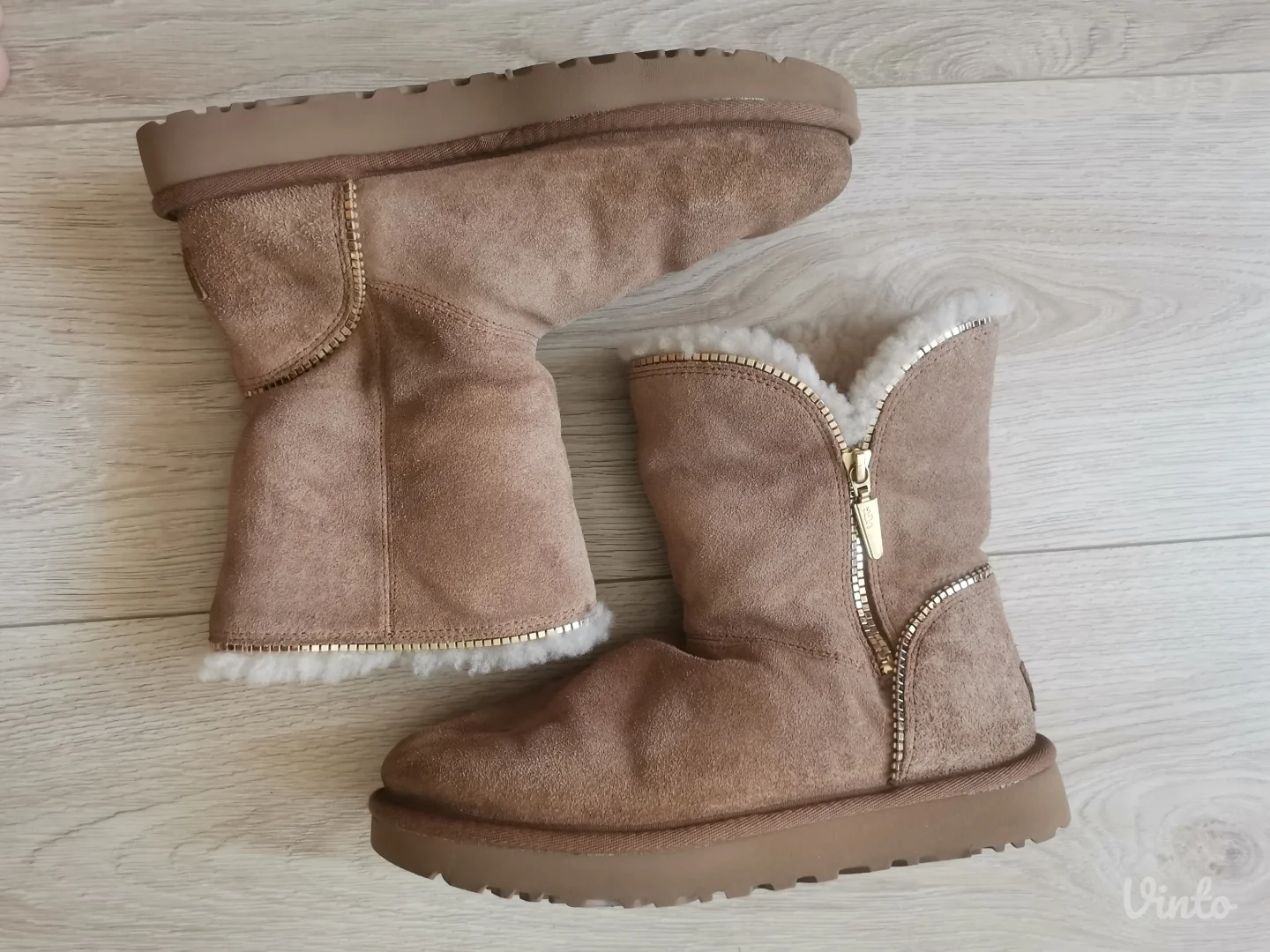 Ugg cizme