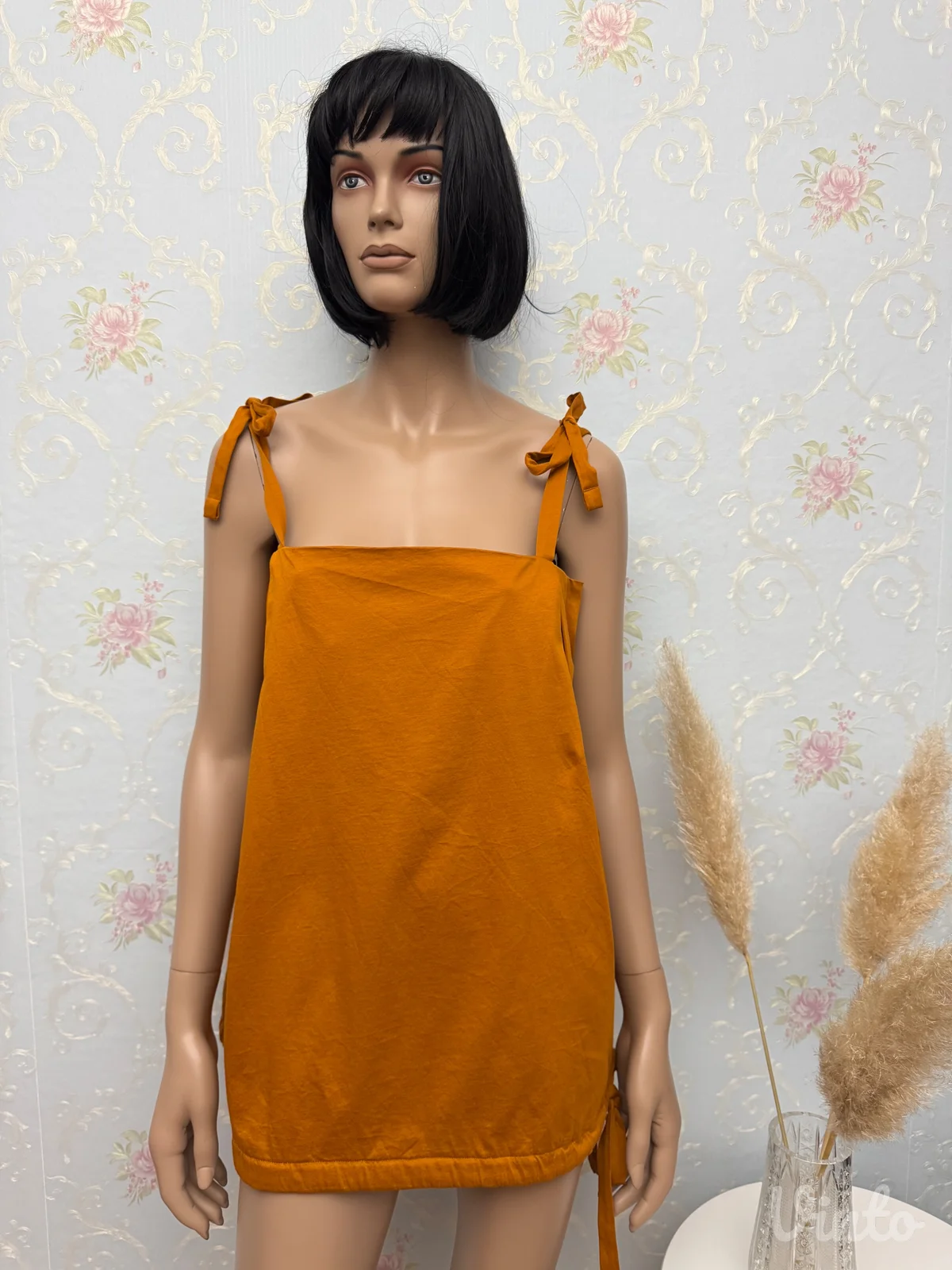 COS Bluza, Novo sa etiketom