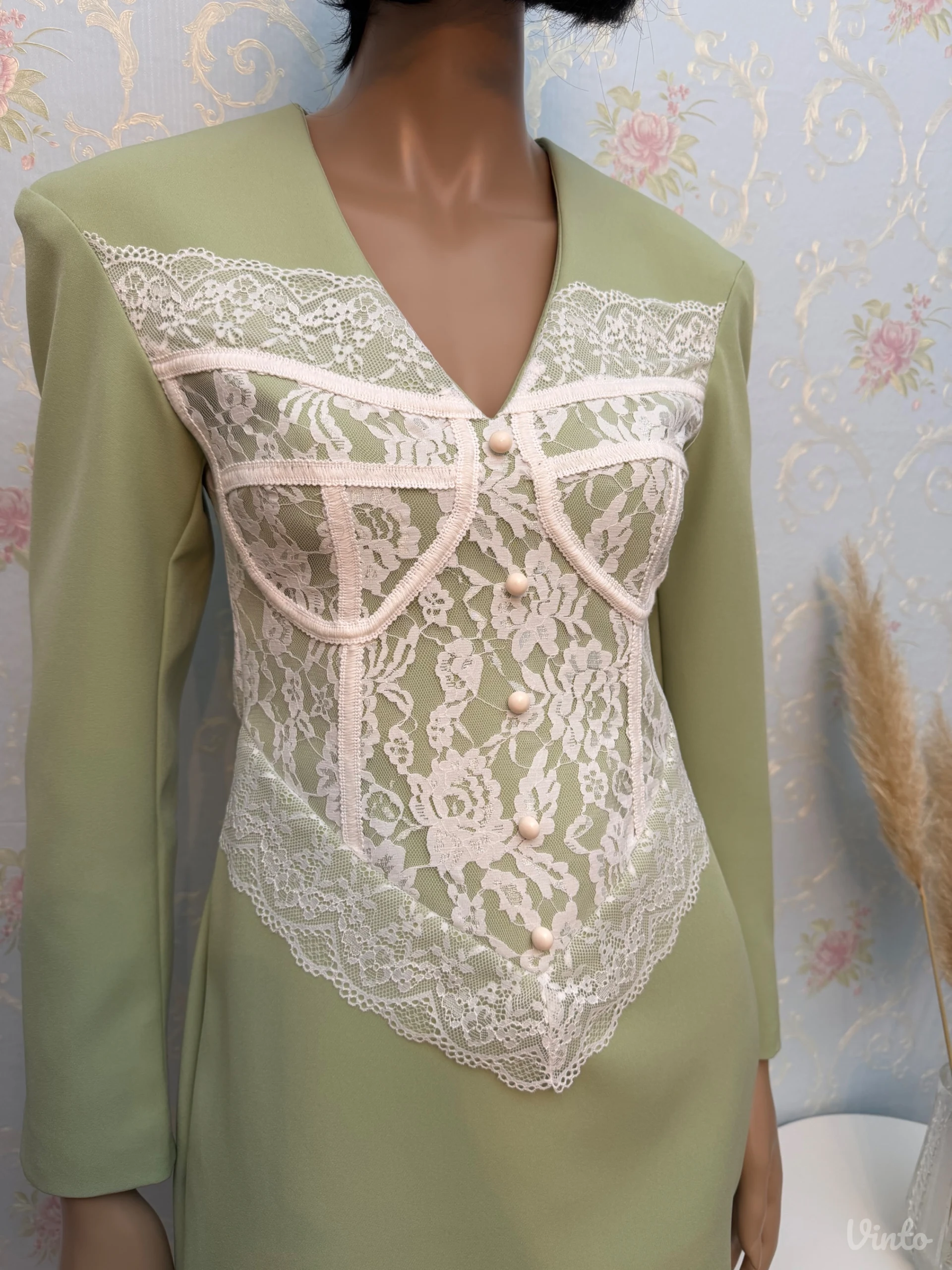 Seven Day Haljina, Novo