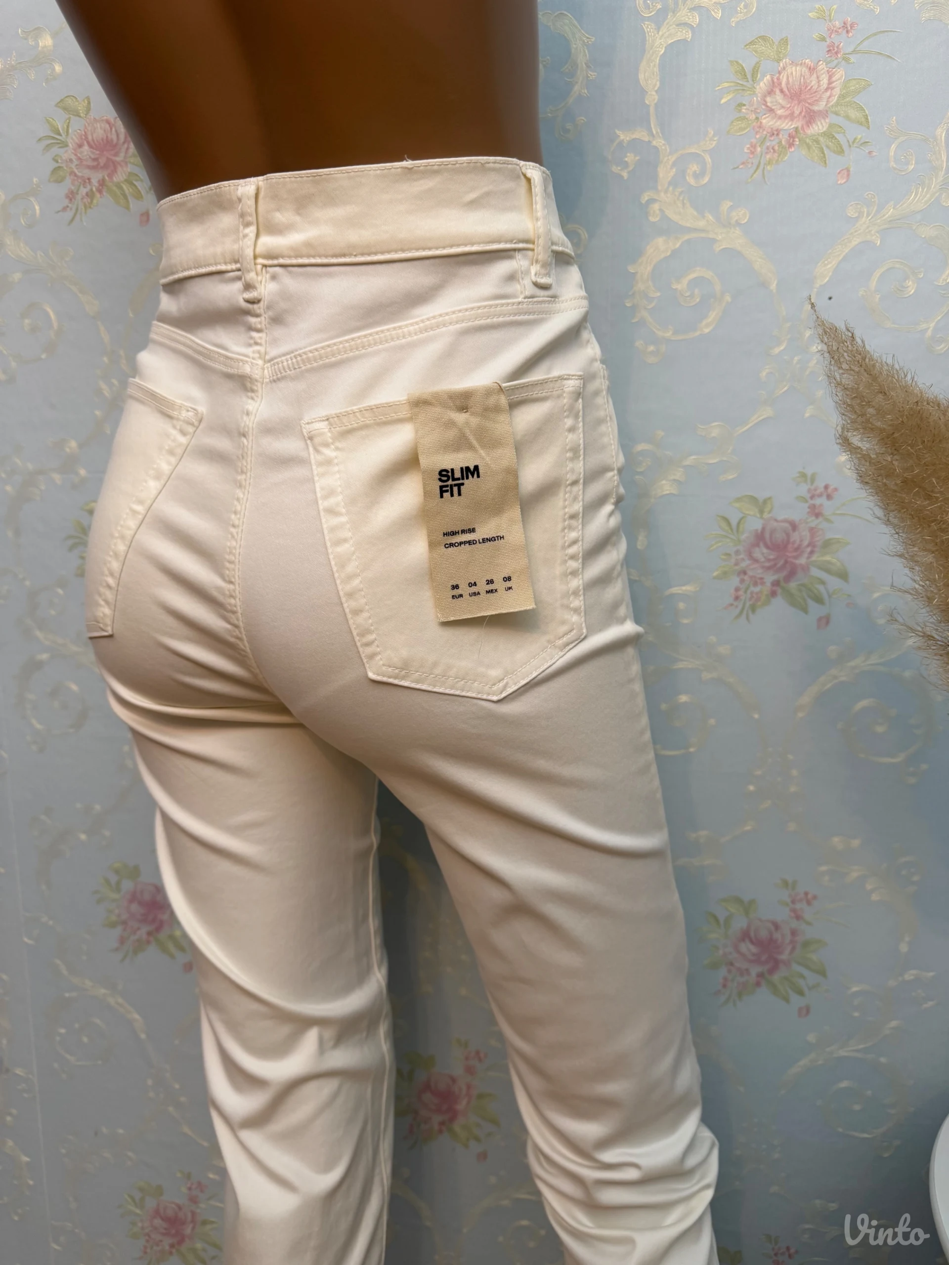 Massimo Dutti Farmerice, Novo sa etiketom