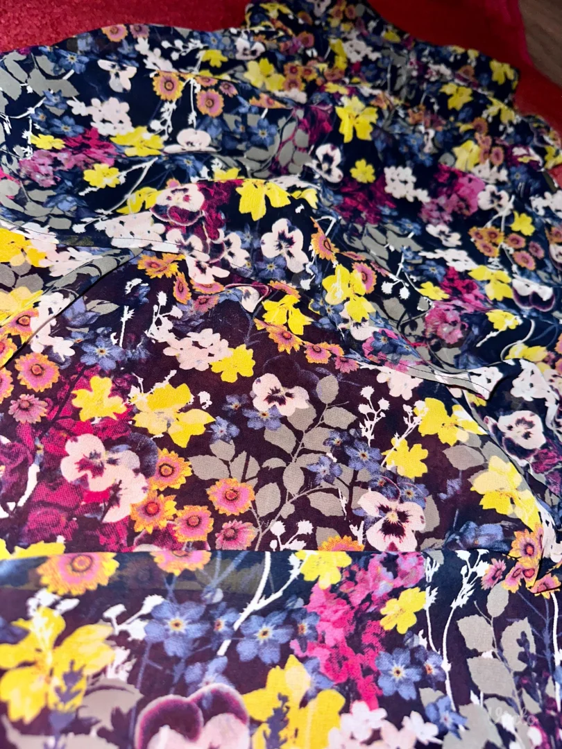 Lepršava cvetna haljinica