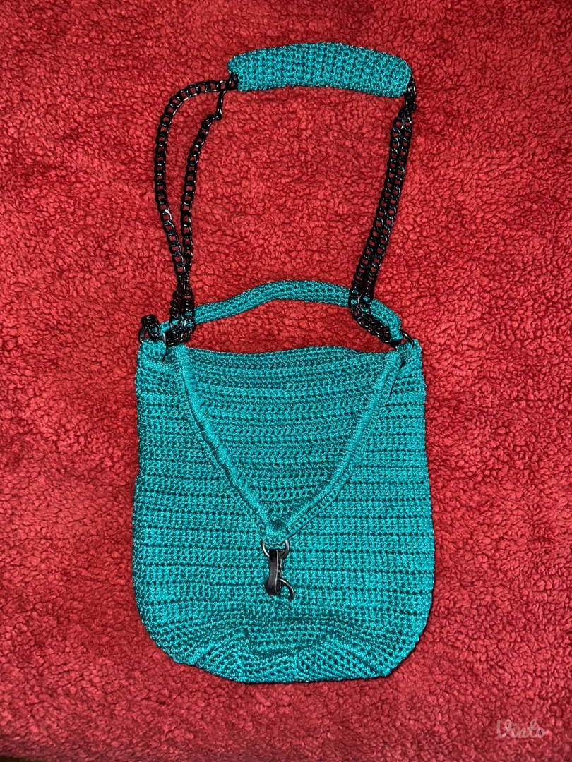 NOVA tirkizna ručno pletena torba