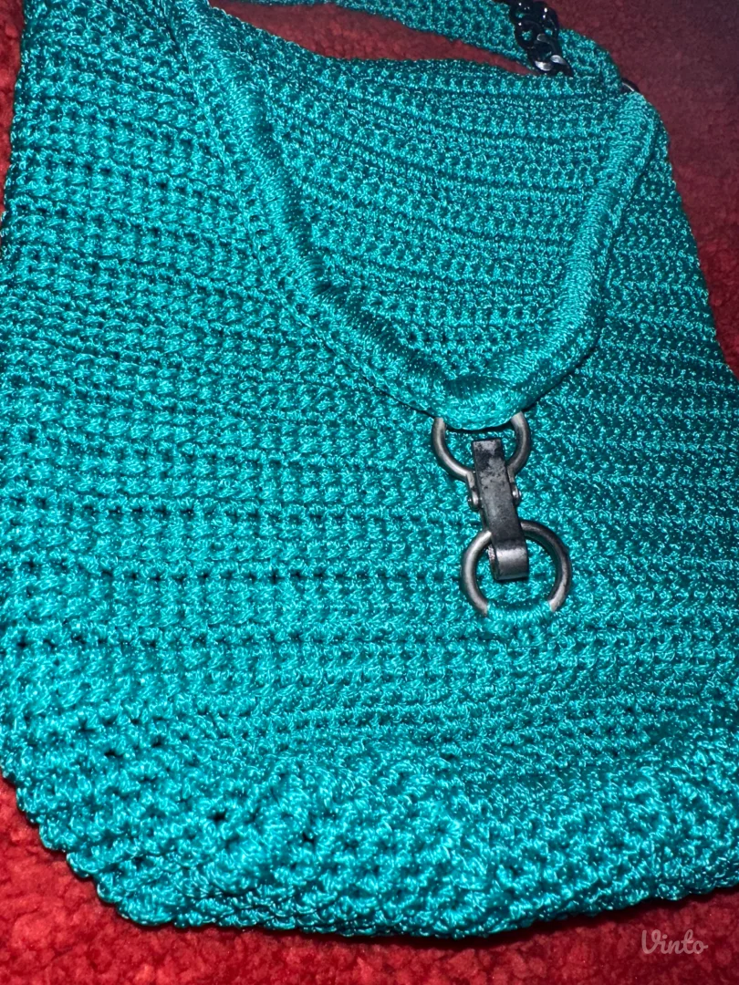 NOVA tirkizna ručno pletena torba