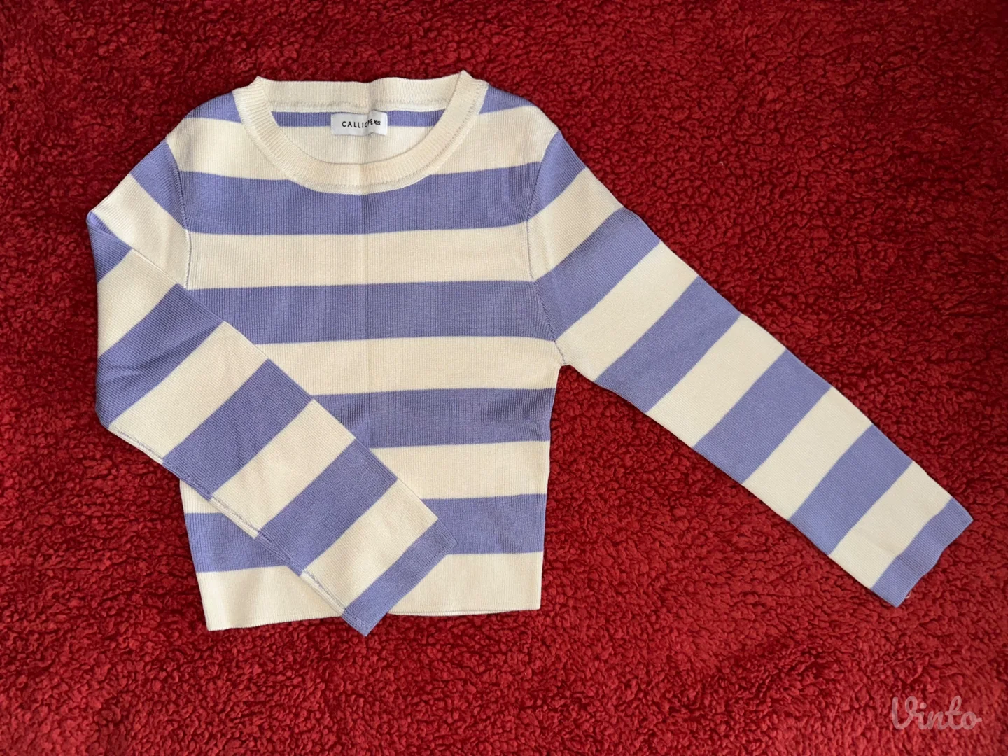 Crop top džemperić