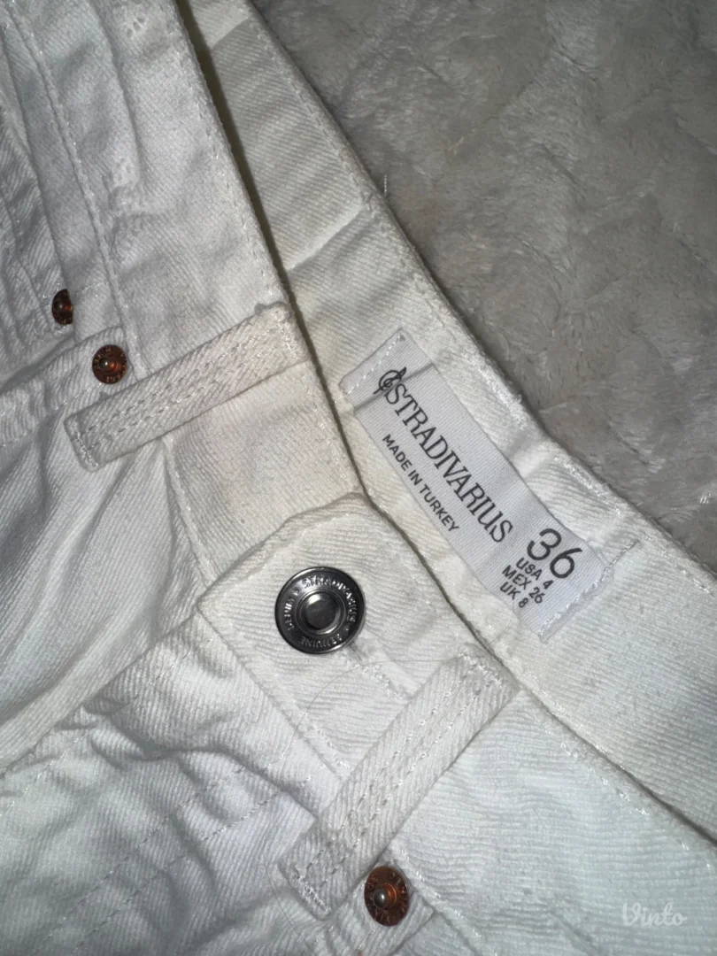 Stradivarius - šorc