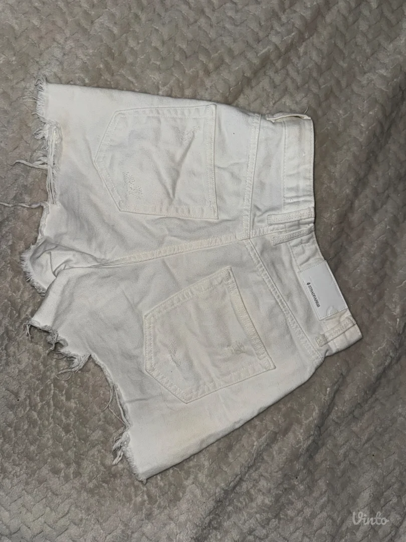 Stradivarius - šorc