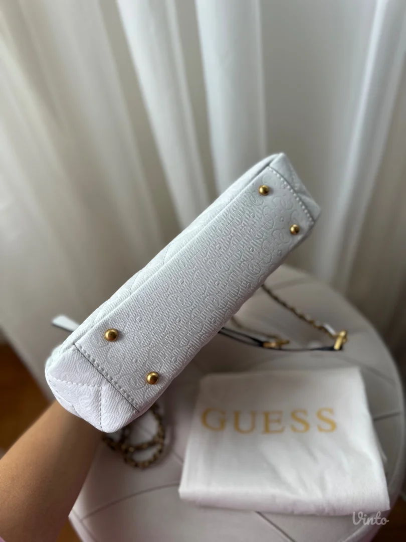 Guess torba nova