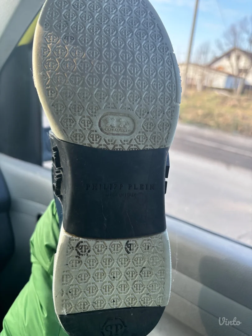 Philip Plein patike, 38