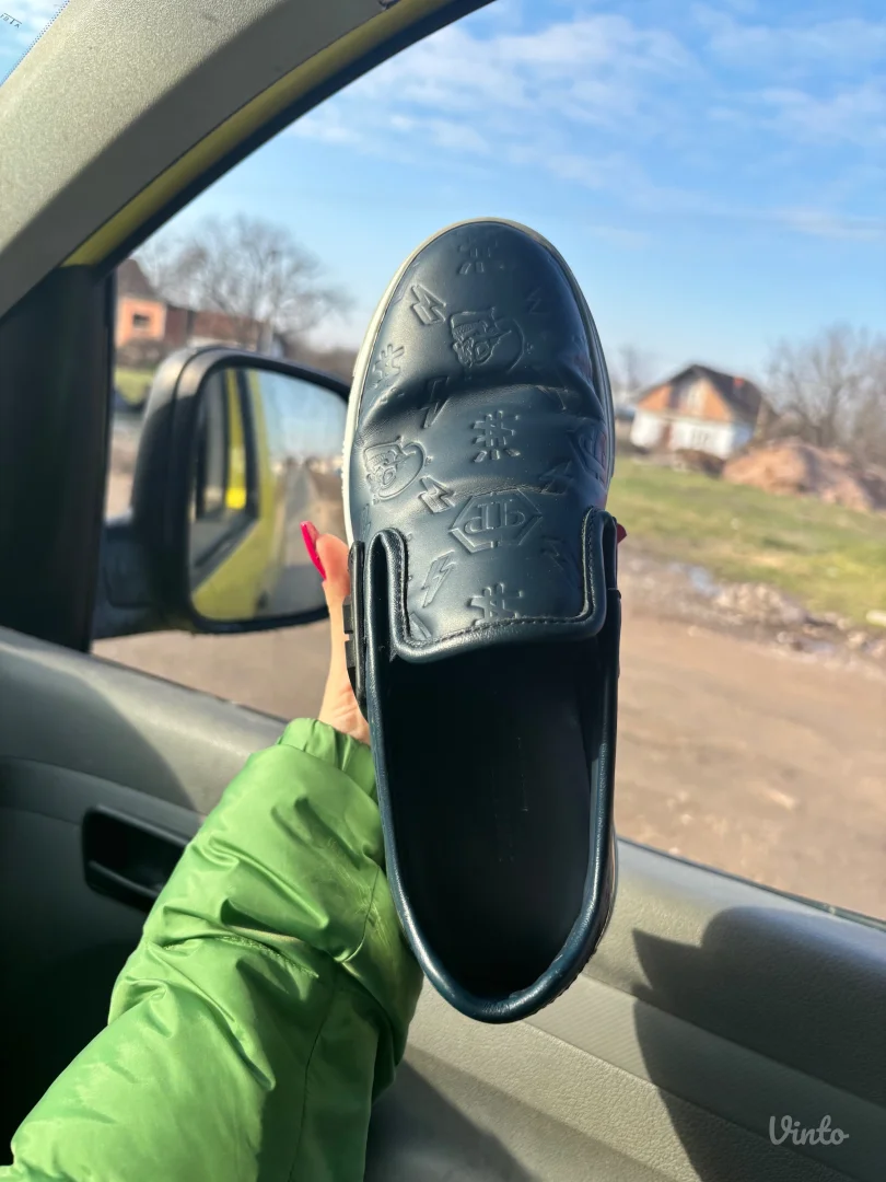 Philip Plein patike, 38