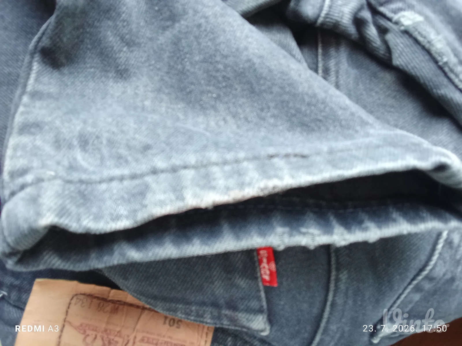 Levis 501 crne