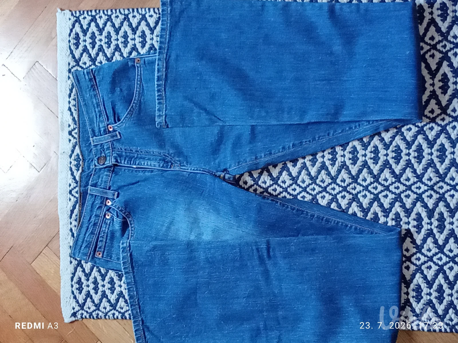 Levis 525 farmerke