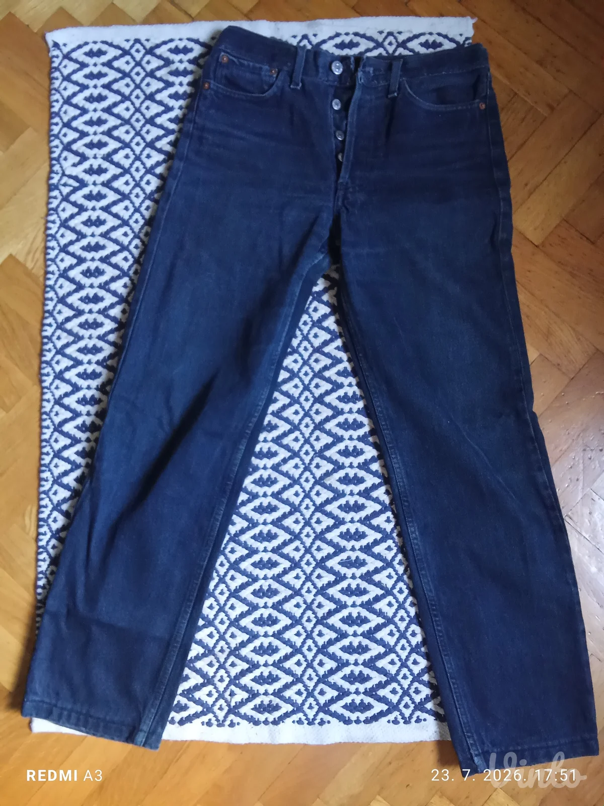Levis 501 crne
