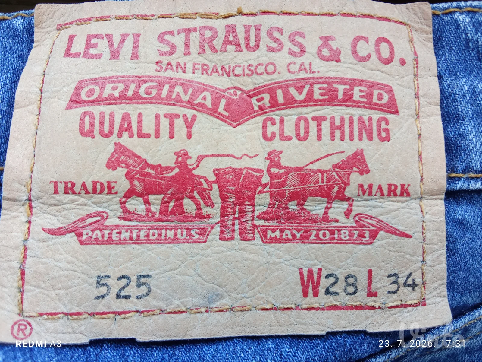 Levis 525 farmerke