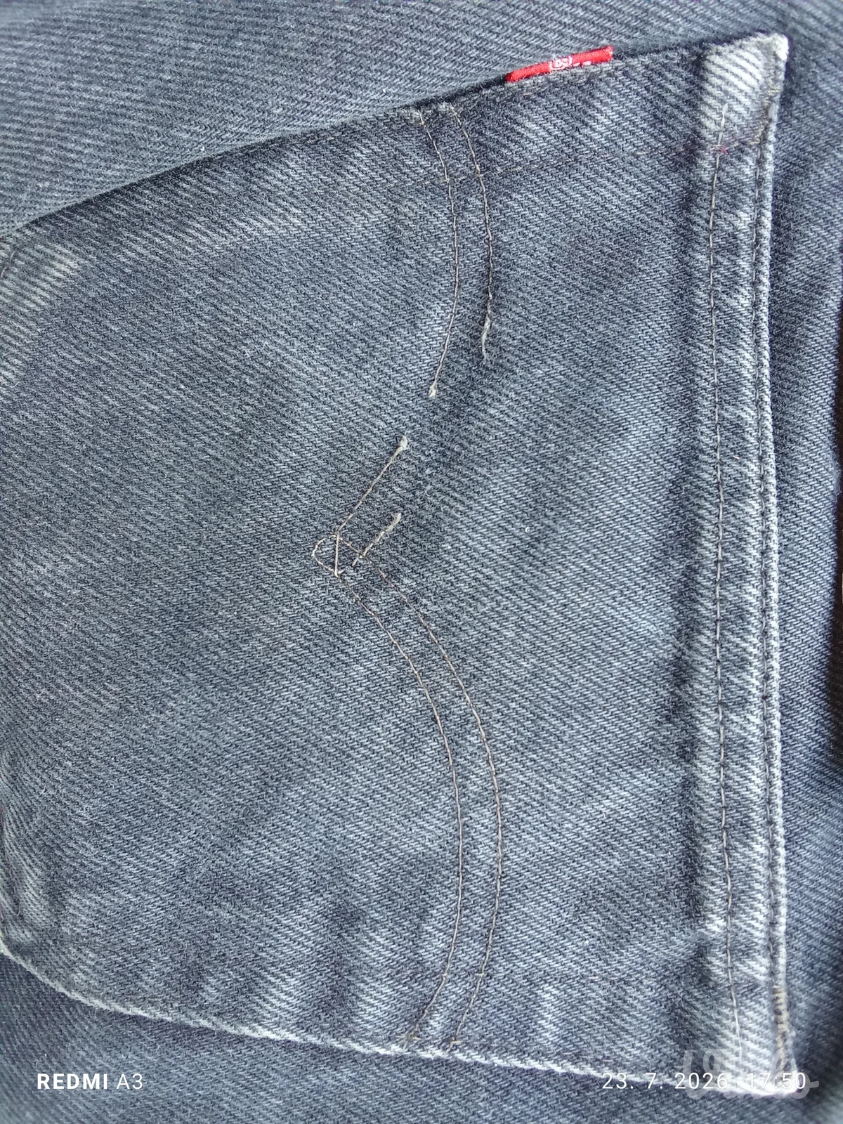 Levis 501 crne