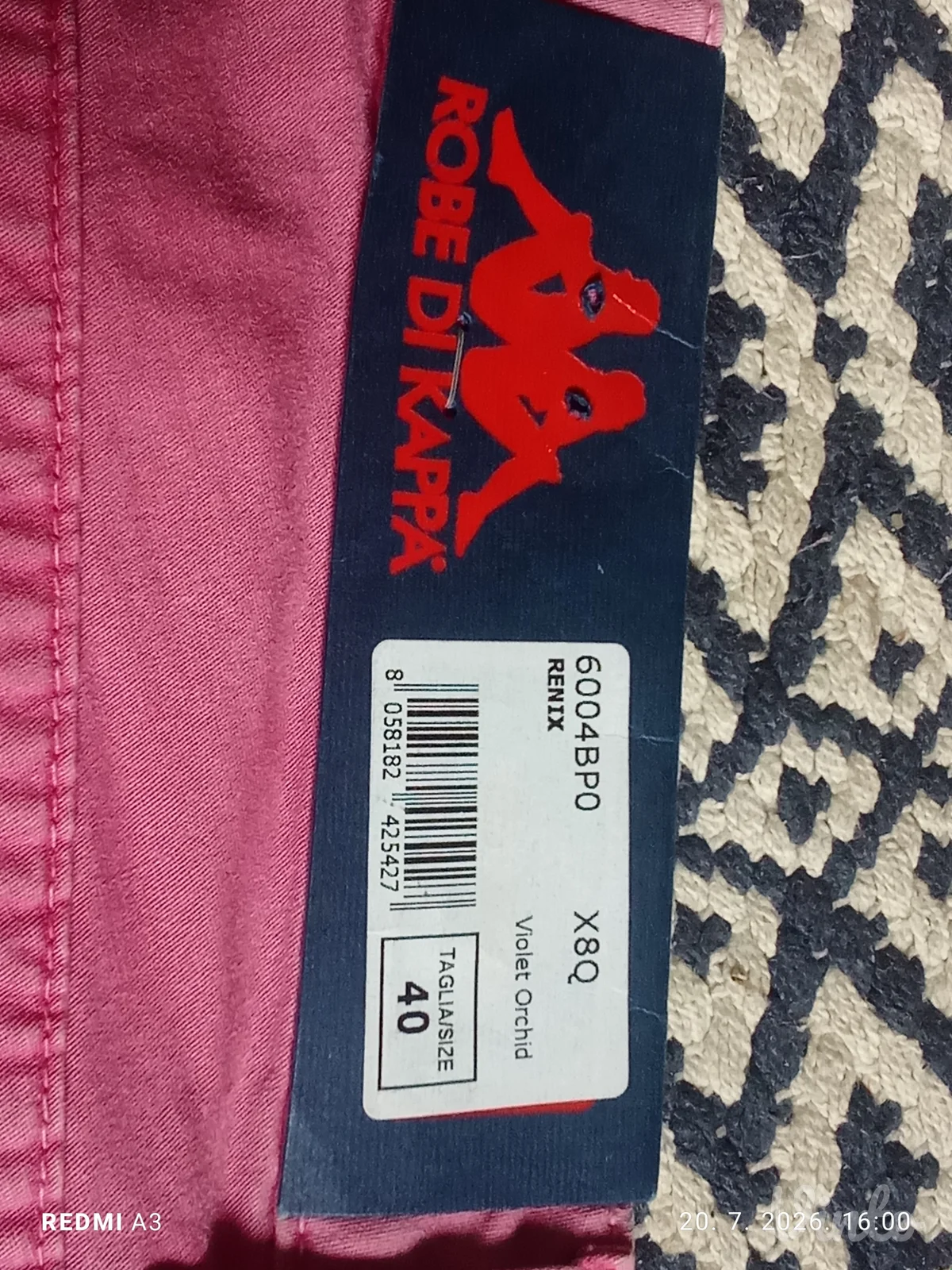 Ženske roze pantalone