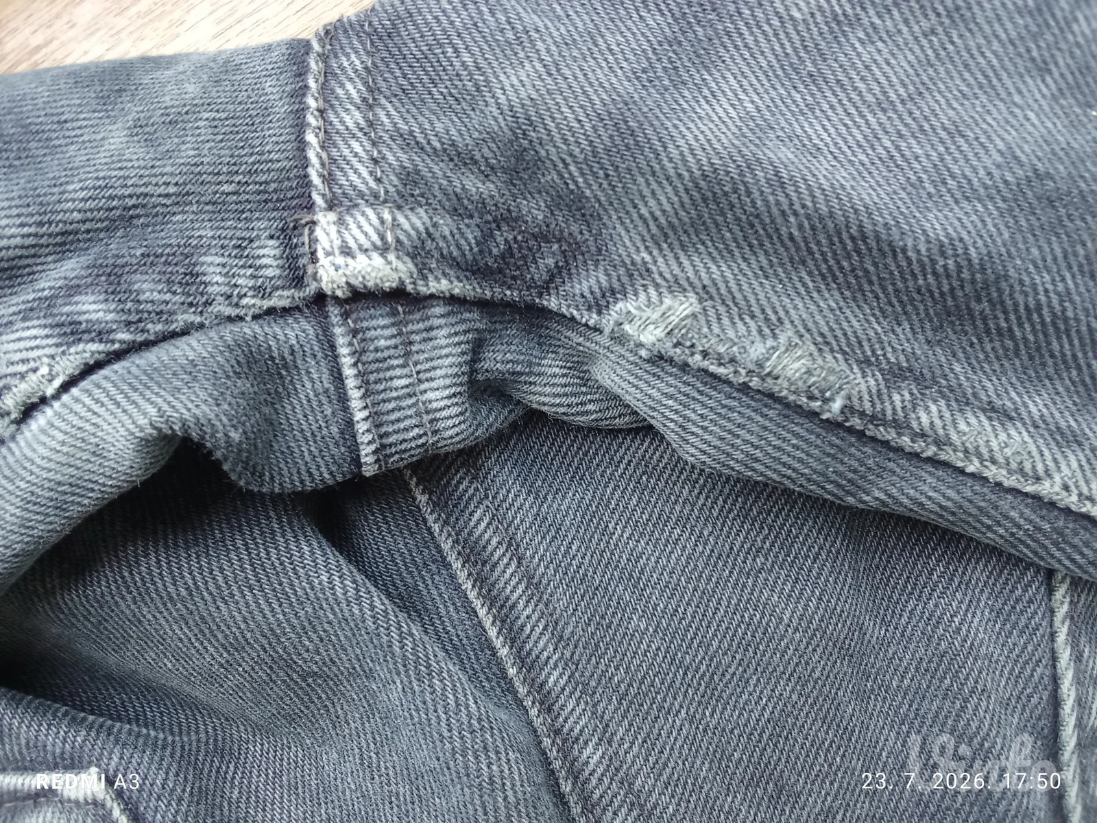 Levis 501 crne