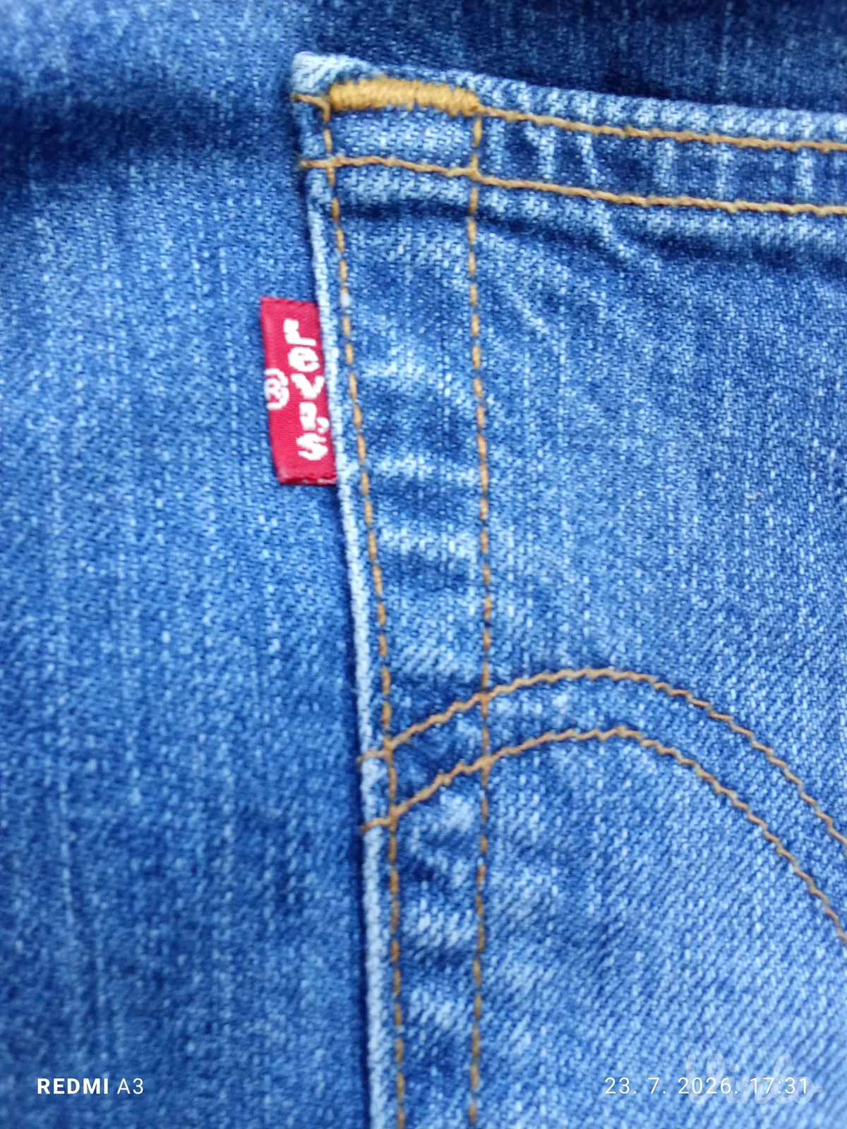 Levis 525 farmerke