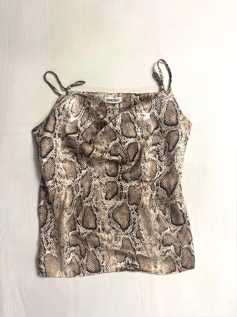 Zmijski print top