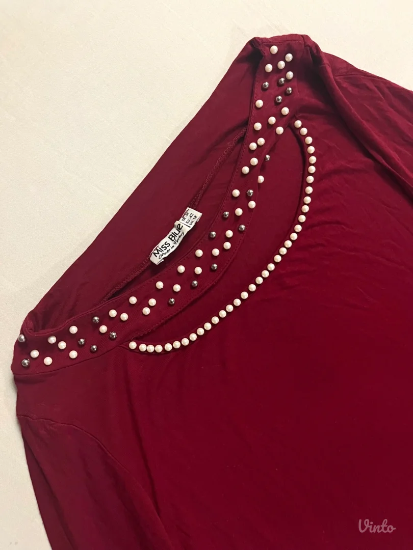 Bordo bluza sa čipkom i biserima