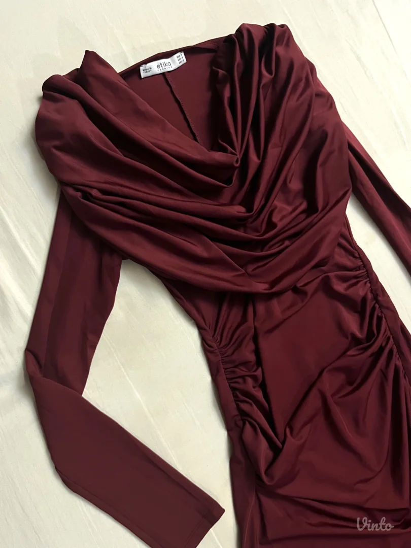 Bordo duga haljina