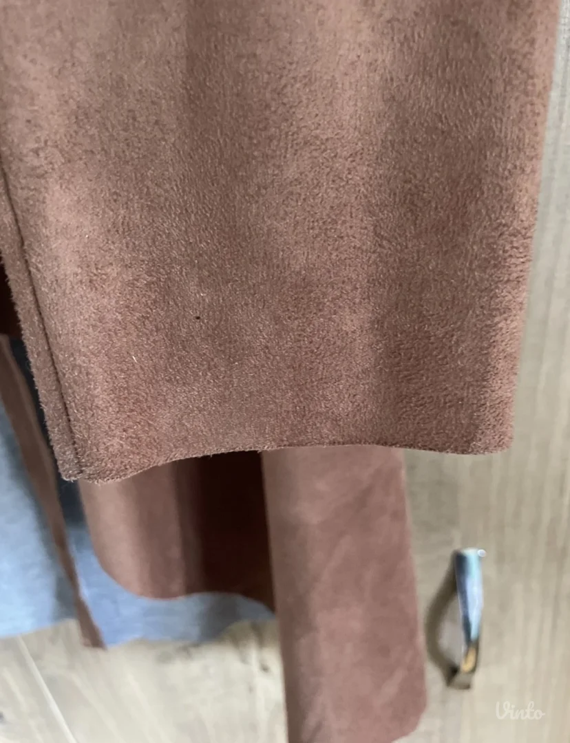 COMMA jaknica od vestackog antilopa 36 nekoriscena