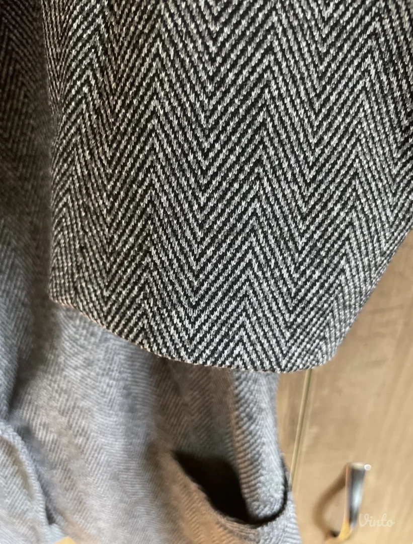 COMMA sivi zenski sako 36