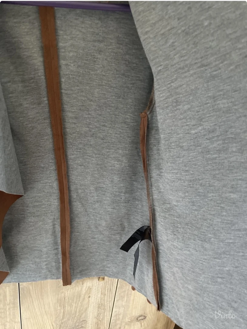 COMMA jaknica od vestackog antilopa 36 nekoriscena