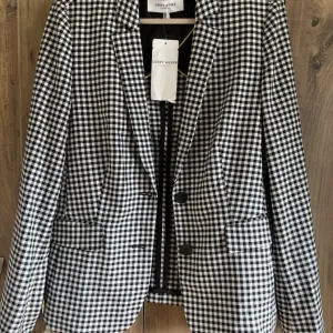 GERRY WEABER zenski sako sa etiketom 38