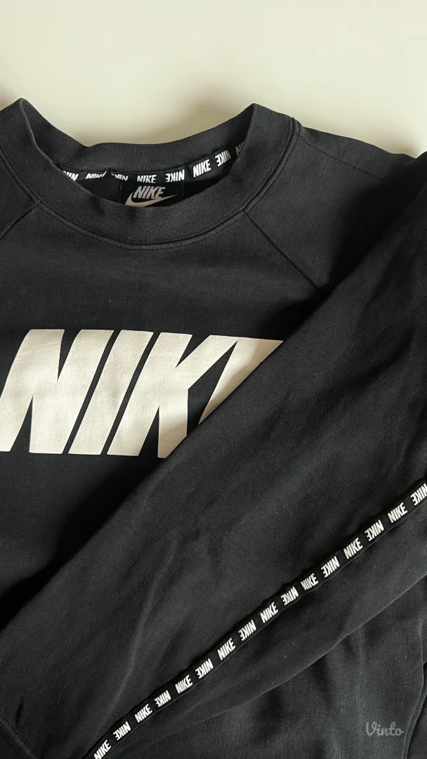 Nike - Crna Ženska Dukserica