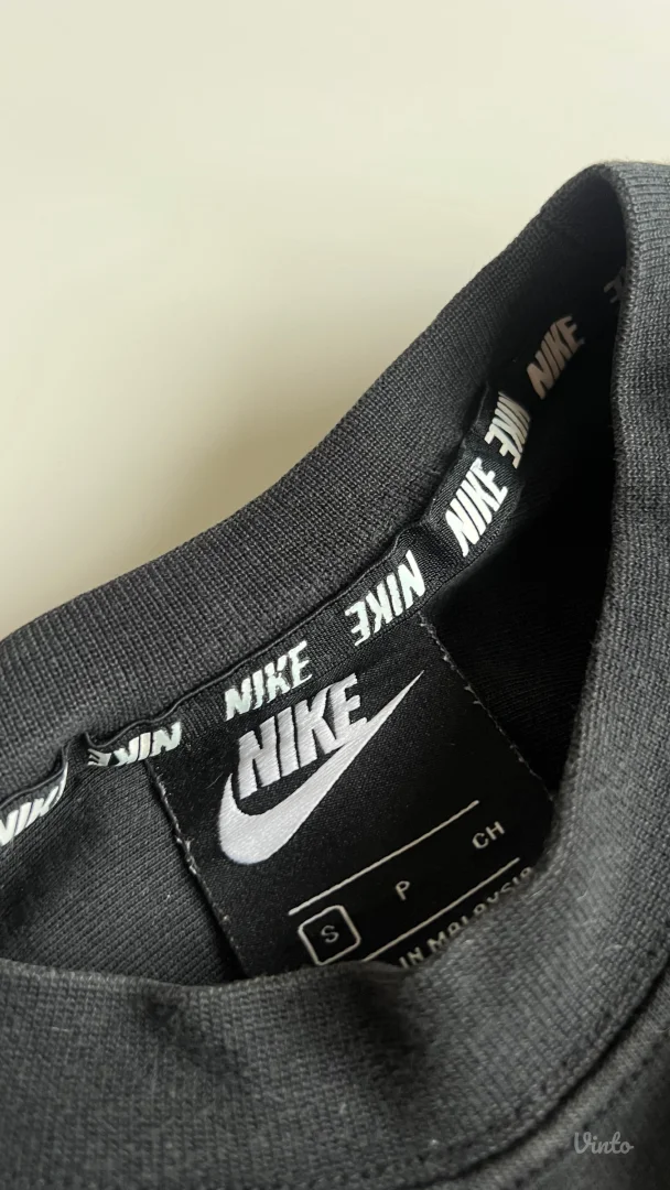 Nike - Crna Ženska Dukserica