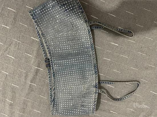 Zara top sa cirkonima