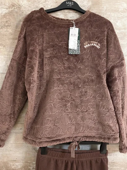 NOVO Women's secret set plišana pidžama vel.XS