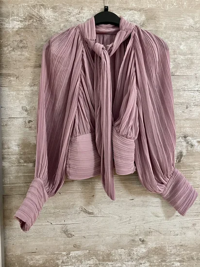 NOVO ZARA Plisirana bluza na vezivanje vel.XS