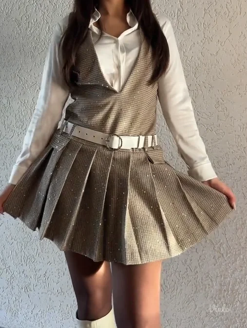 NOVO ZARA Viralna haljina sa sljokicama vel.XS