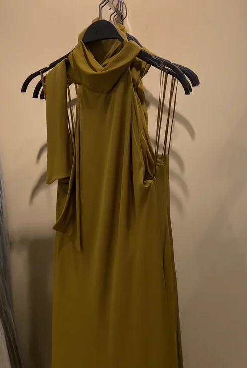 NOVO ZARA Viralna haljina golih ledja vel.XS