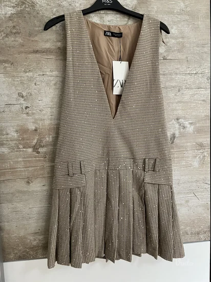NOVO ZARA Viralna haljina sa sljokicama vel.XS