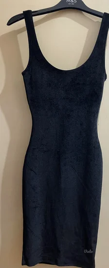 Pull&Bear plišana crna haljina vel.XS