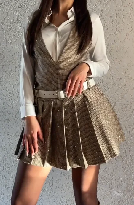 NOVO ZARA Viralna haljina sa sljokicama vel.XS