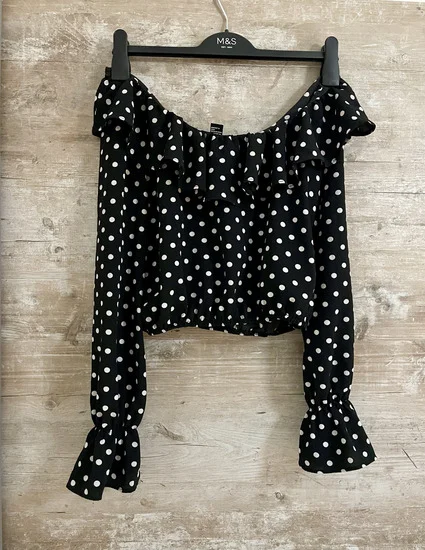 Forever 21 off shoulder bluza na tufne vel.S