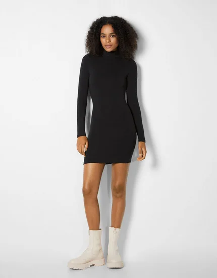 NOVO Bershka uska crna haljina vel.XS
